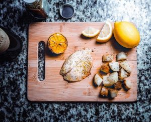 פילה אמנון בתנור בתערובת תיבול פלפל לימון (צילום: אתר pexels)